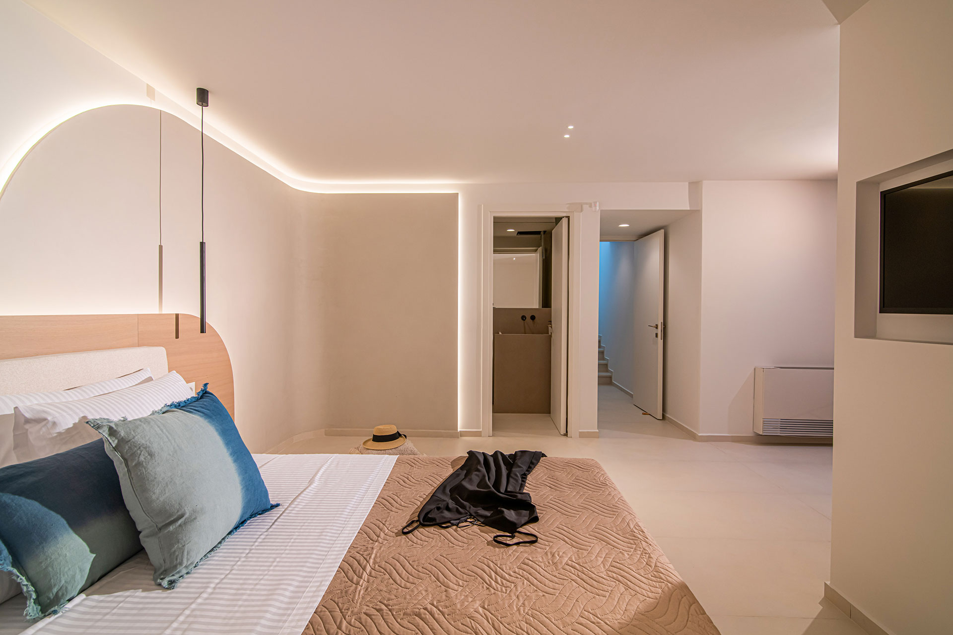 Edem-Boutique-Hotel-Economy-(2).jpg
