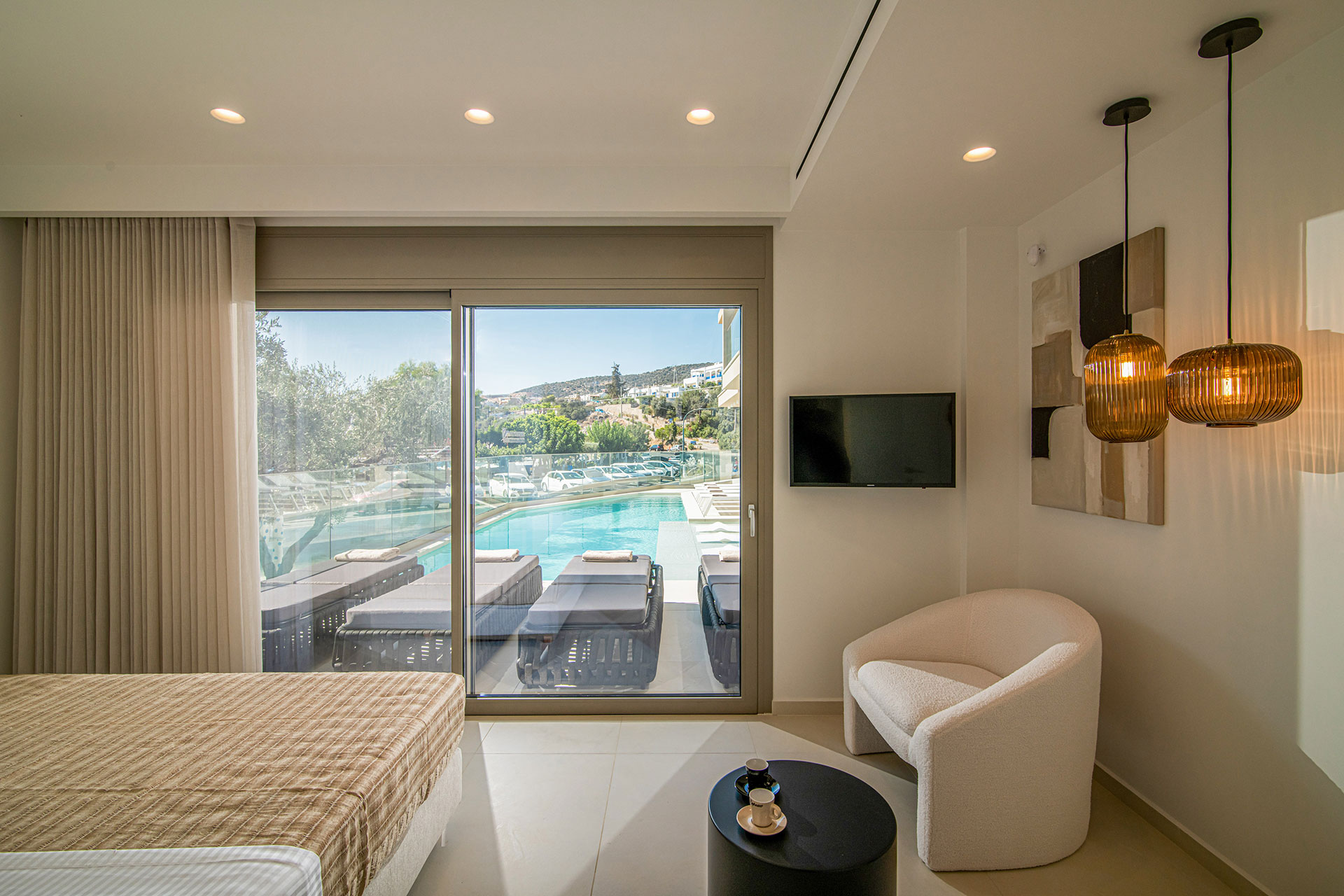 Edem-Boutique-Hotel-Double-Deluxe-Pool-View-(2).jpg
