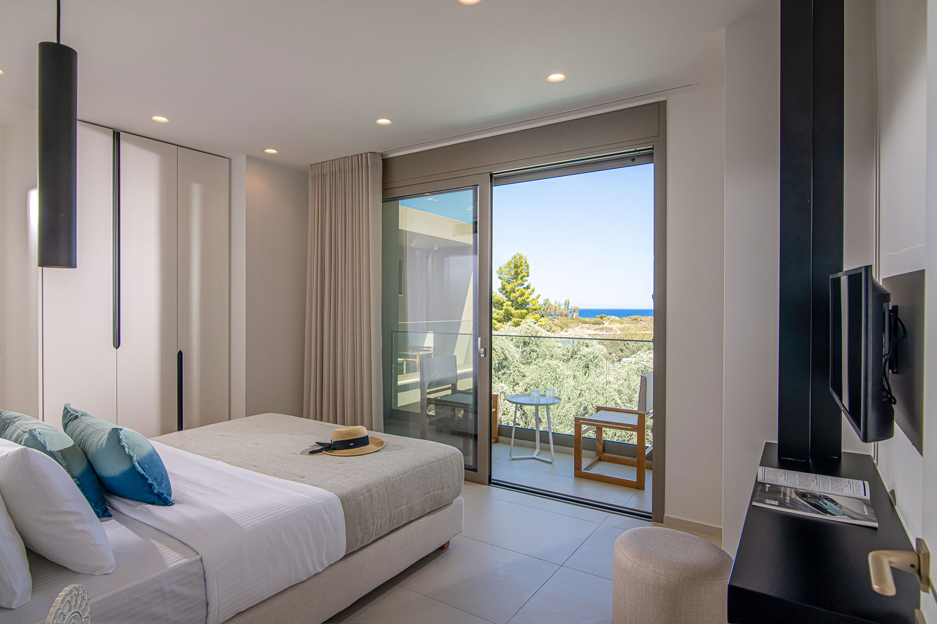 Edem-Boutique-Hotel-Deluxe-Double-Sea-View.jpg
