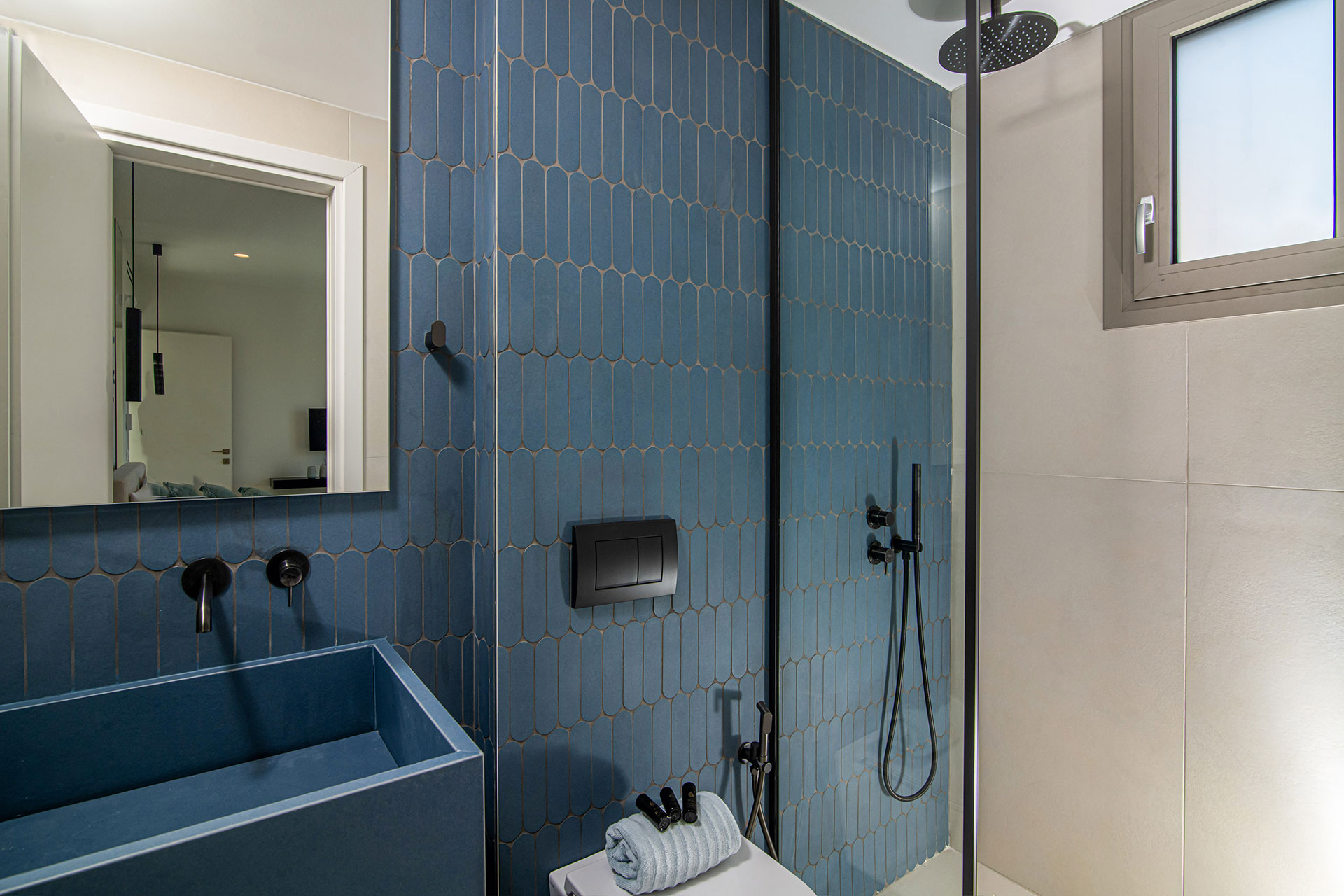 Edem-Boutique-Hotel-Deluxe-Double-Sea-View-(2).jpg
