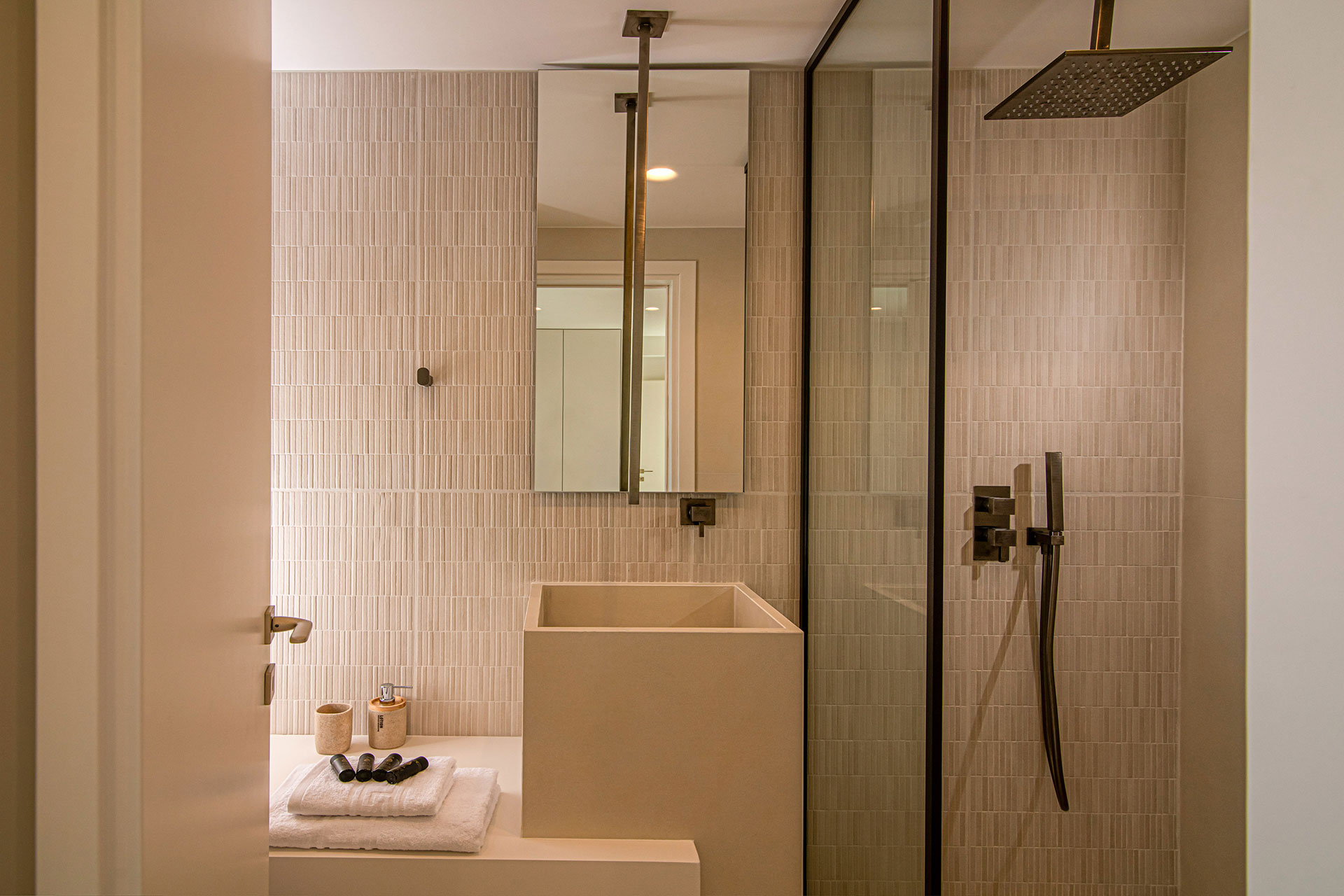 Edem-Boutique-Hotel-Deluxe-Seaq-View-4461.jpg
