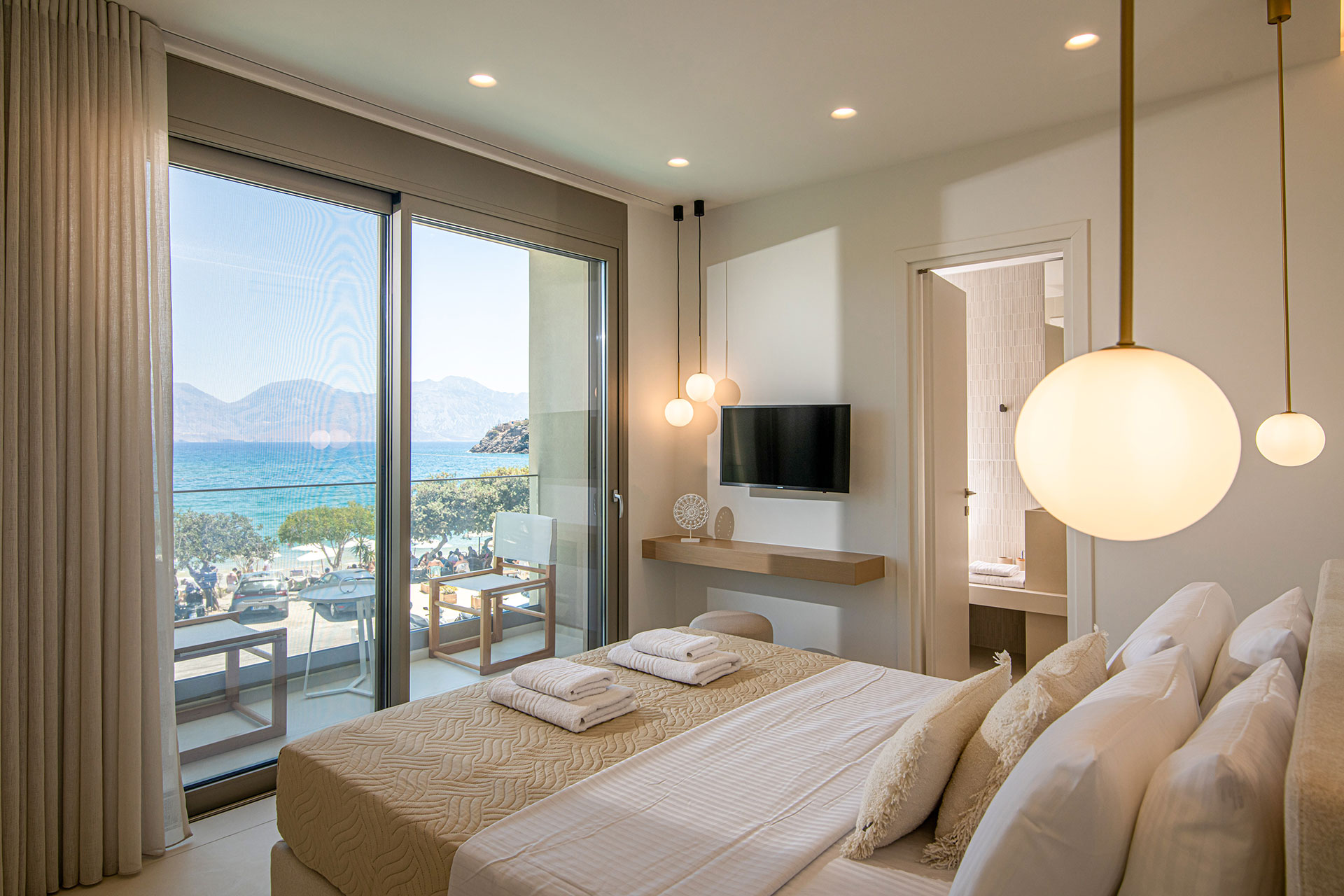 Edem-Boutique-Hotel-Deluxe-Double-Sea-View-(4).jpg
